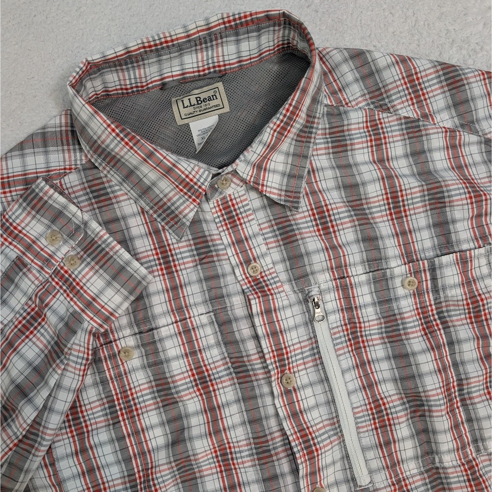 L.L.‎ Bean Shirt Mens XL White Gray Plaid L/S Button Up Zip Pocket Nylon